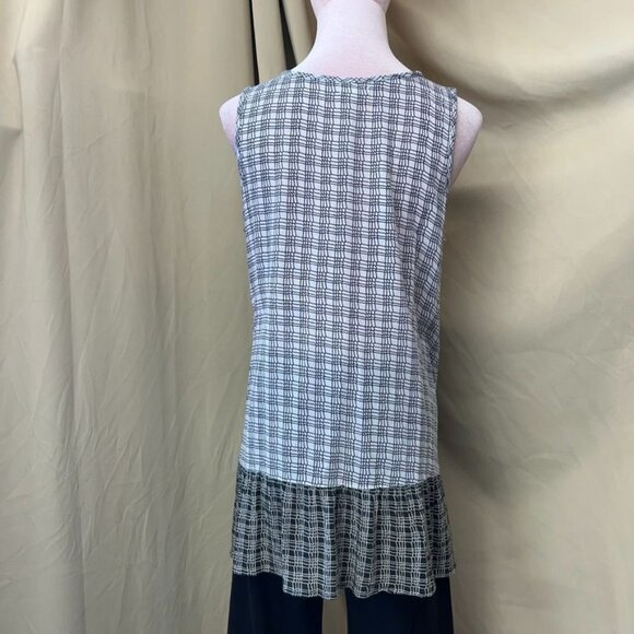 Antilia Femme  Black and White  Grid Pattern  with Bell Accent  Tank  Blouse  Si - Picture 5 of 11